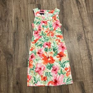 Jones New York Floral Print sheath dress- great for spring events or work size 4